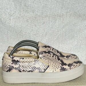 Steve Madden Womens Gills Snake Print Platform Slip On Sneakers Shoes SZ 7.5M